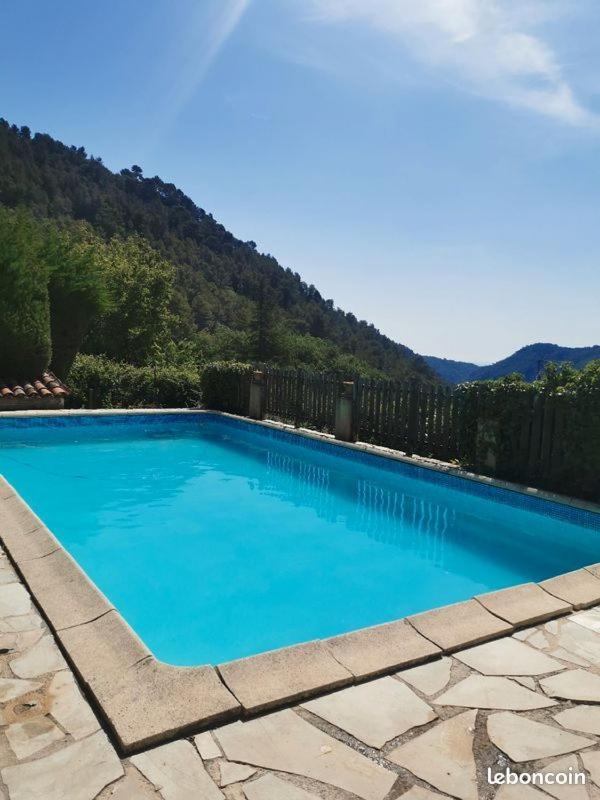 Maison A La Campagne Avec Spa Et Piscine 투레트-쉬르-루 외부 사진